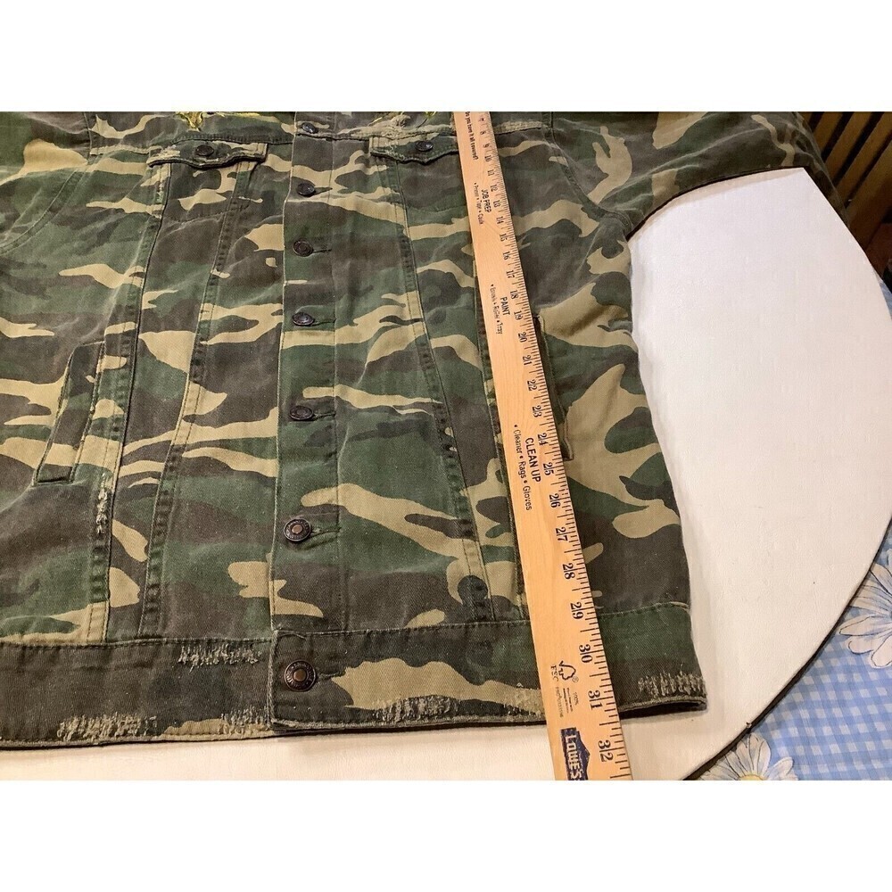 Signature Eight Shacket Shirt Jacket Camo Embroidered Floral Distressed Size S/M - Picture 10 of 10